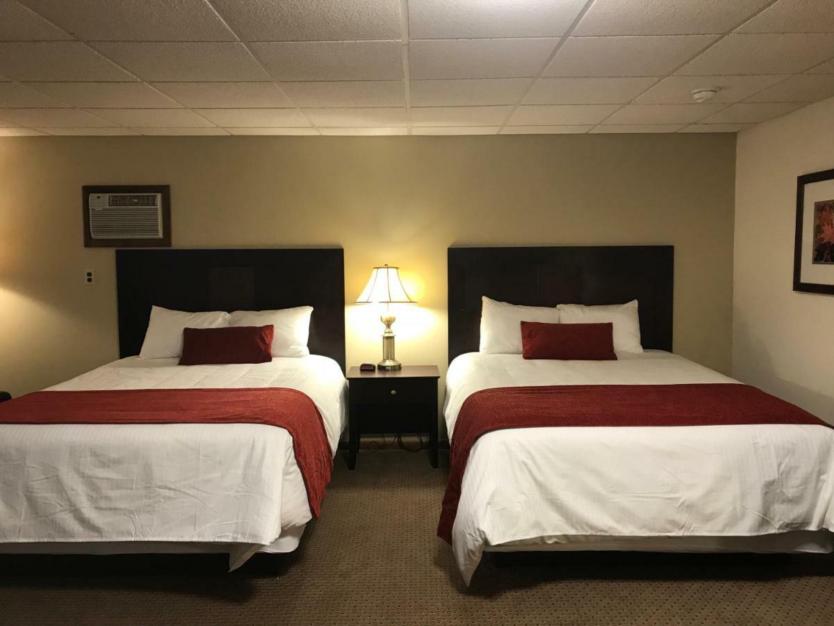 Brentwood Motor Inn Marquette Buitenkant foto