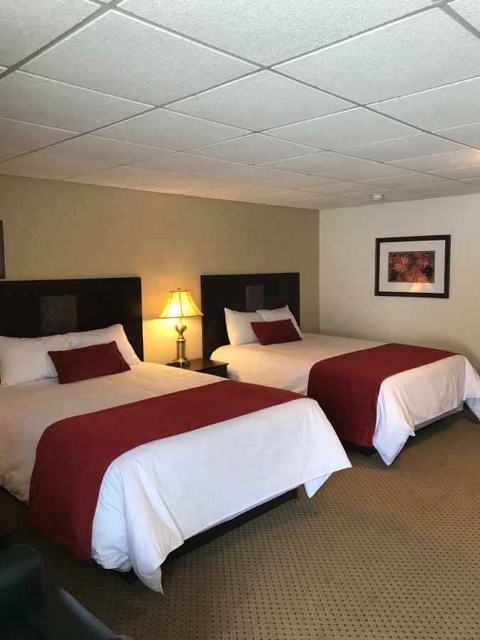 Brentwood Motor Inn Marquette Buitenkant foto